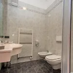 New Petit Hotel 3*