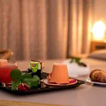 New Petit Hotel