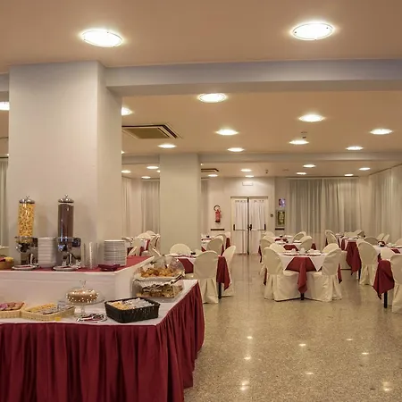 Hotel New Petit 3*