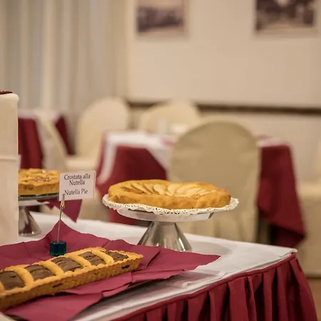 Hotel New Petit 3*