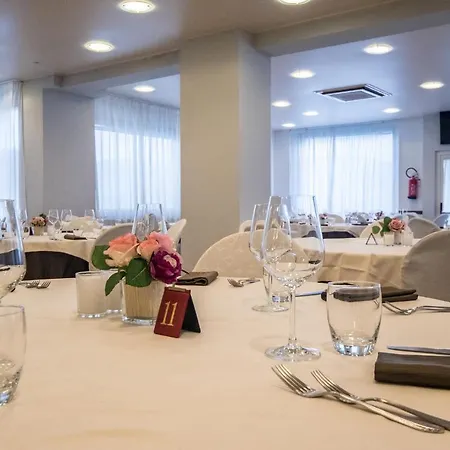 Hotel New Petit 3*