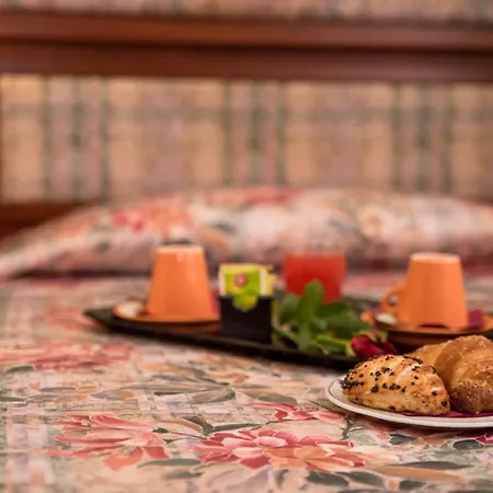 New Petit Hotel 3*