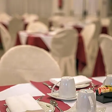 Hotel New Petit
