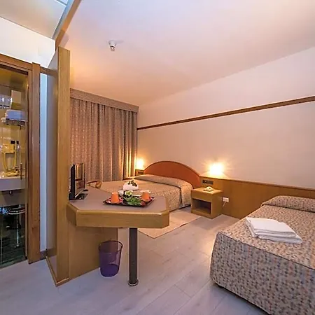 New Petit Hotel