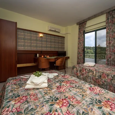 Hotel New Petit Tempio Pausania